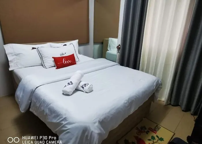 Staycation Condotel @ 150 Newport Pasay Apartment *