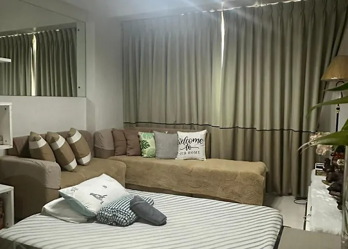 Staycation Condotel @ 150 Newport Pasay Apartment *